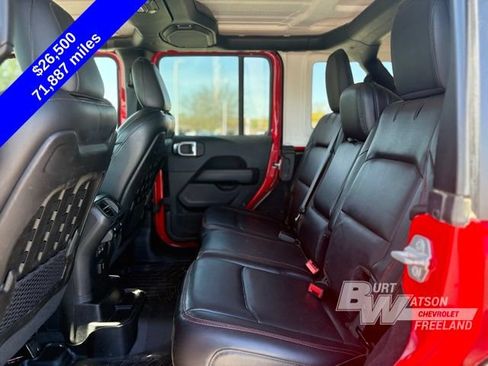 Used 2018 Jeep Wrangler Unlimited Rubicon w/ Dual Top Group AWD/4WD image 28