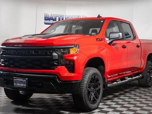 New 2026 Chevrolet Silverado 1500 Custom Trail Boss w/ Turbomax Blackout Package AWD/4WD image 3