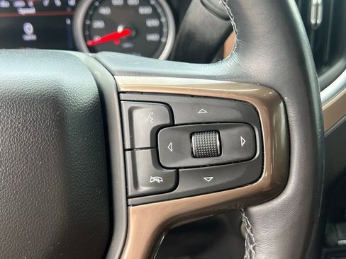Used 2022 Chevrolet Silverado 1500 High Country w/ Technology Package AWD/4WD image 30