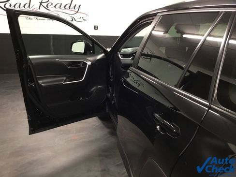 Used 2022 Toyota RAV4 LE image 20