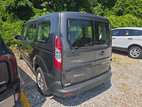 Used 2022 Ford Transit Connect XL FWD image 5