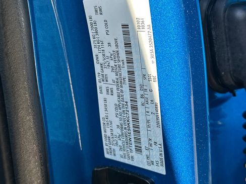 Used 2019 Ford F150 XLT w/ Equipment Group 302A Luxury AWD/4WD image 28
