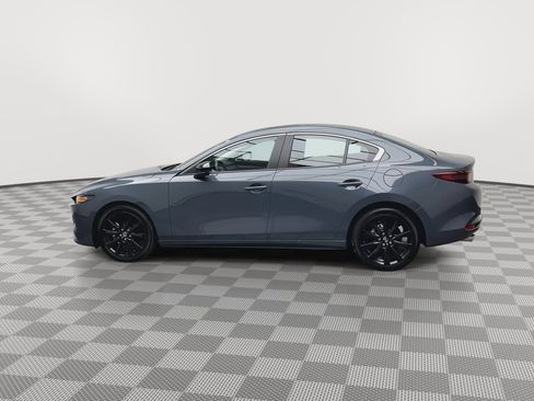 Used 2025 MAZDA MAZDA3 s image 33