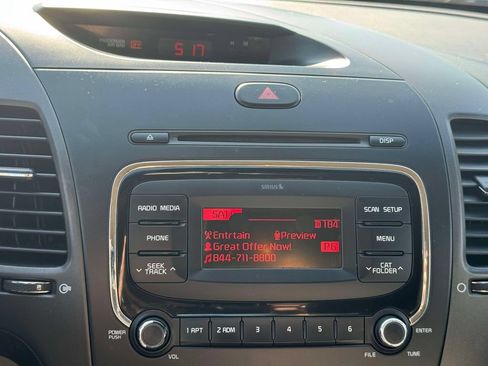 Used 2017 Kia Forte LX FWD image 24