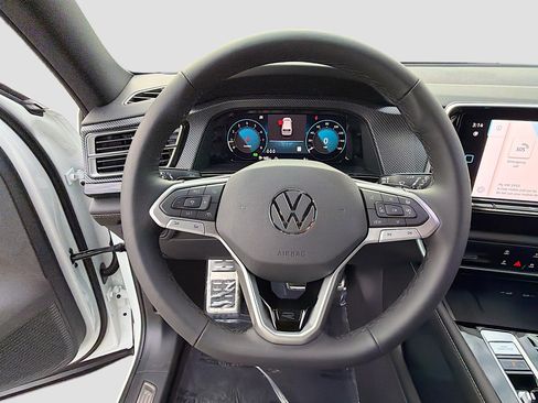 New 2026 Volkswagen Atlas Cross Sport SEL Premium R-Line AWD/4WD image 40