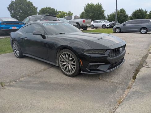 Used 2026 Ford Mustang Premium RWD image 2