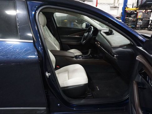 Used 2020 MAZDA CX-30 AWD w/ Premium Package image 17