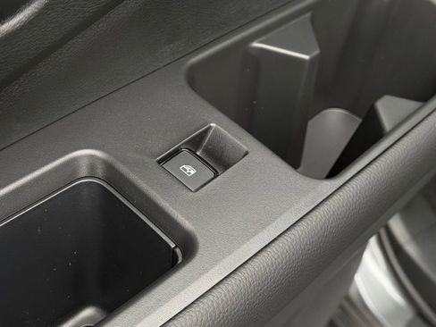 New 2026 Nissan Pathfinder SV image 17