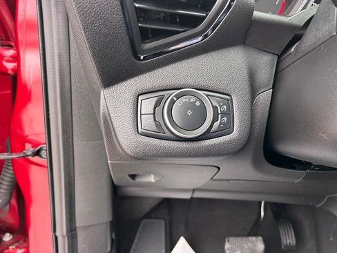 Used 2019 Ford Escape Titanium image 24
