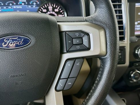 Used 2015 Ford F150 Lariat AWD/4WD image 26