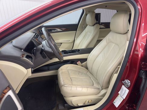 Used 2013 Lincoln MKZ Hybrid image 9