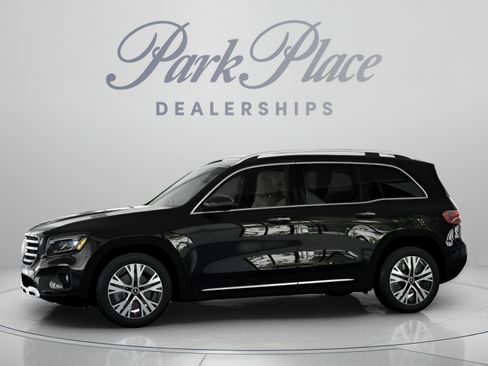 Certified 2026 Mercedes-Benz GLB 250 image 4