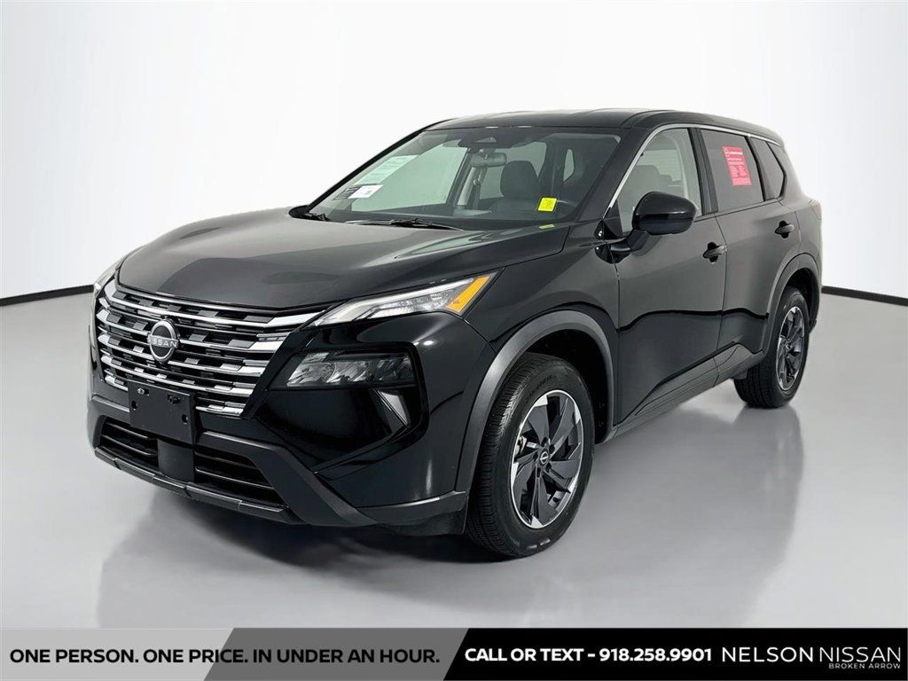 Certified 2025 Nissan Rogue SV FWD image 1