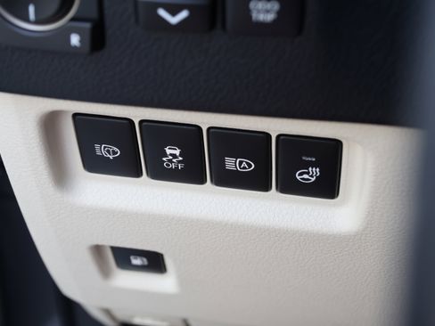 Used 2023 Lexus GX 460 Premium w/ Premium Package AWD/4WD image 16