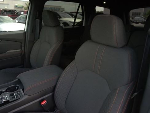Used 2025 Honda Pilot Sport image 10