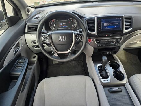 Used 2016 Honda Pilot EX image 12