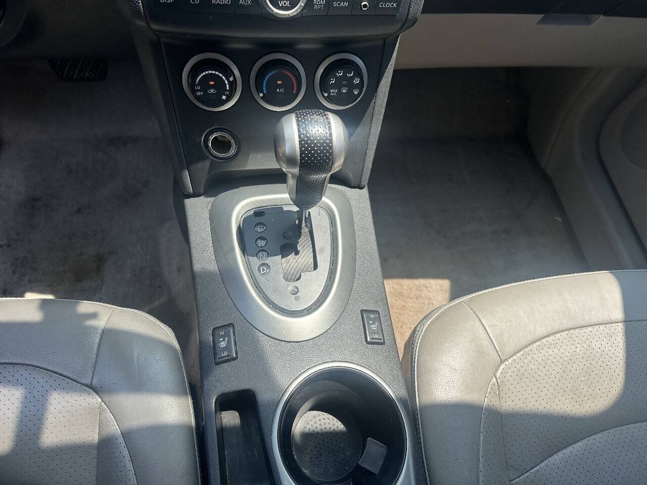 Used 2008 Nissan Rogue SL w/ Premium Pkg AWD/4WD image 16