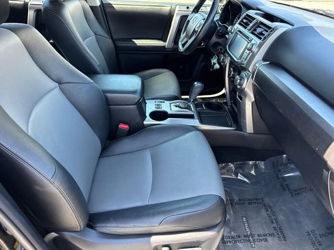 Used 2014 Toyota 4Runner SR5 Premium RWD image 16