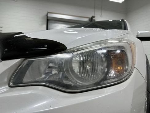Used 2017 Subaru Crosstrek 2.0i Premium w/ Moonroof Package AWD/4WD image 11