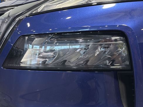 Used 2023 Nissan Rogue S AWD/4WD image 14