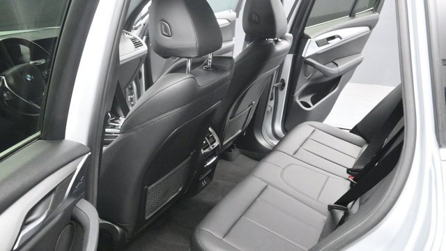 Used 2021 BMW X3 xDrive30i AWD/4WD image 13
