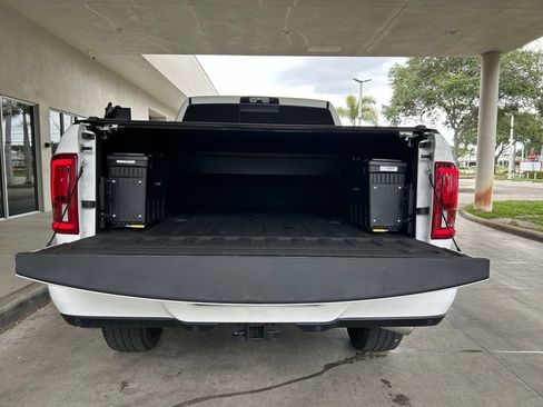 Used 2025 RAM 2500 Limited AWD/4WD image 41