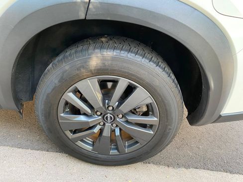 Used 2022 Nissan Pathfinder S FWD image 18
