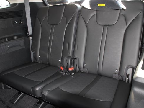 New 2026 Kia Sorento S image 19