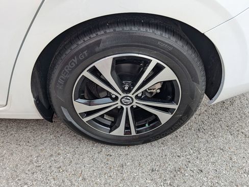 Used 2022 Nissan Sentra SV w/ All-Weather Package image 26