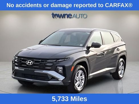 Used 2026 Hyundai Tucson SE AWD/4WD image 3