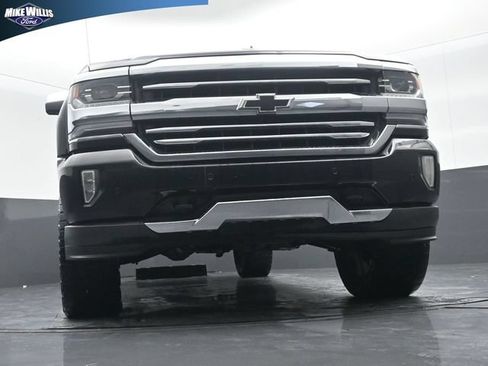 Used 2018 Chevrolet Silverado 1500 High Country AWD/4WD image 18