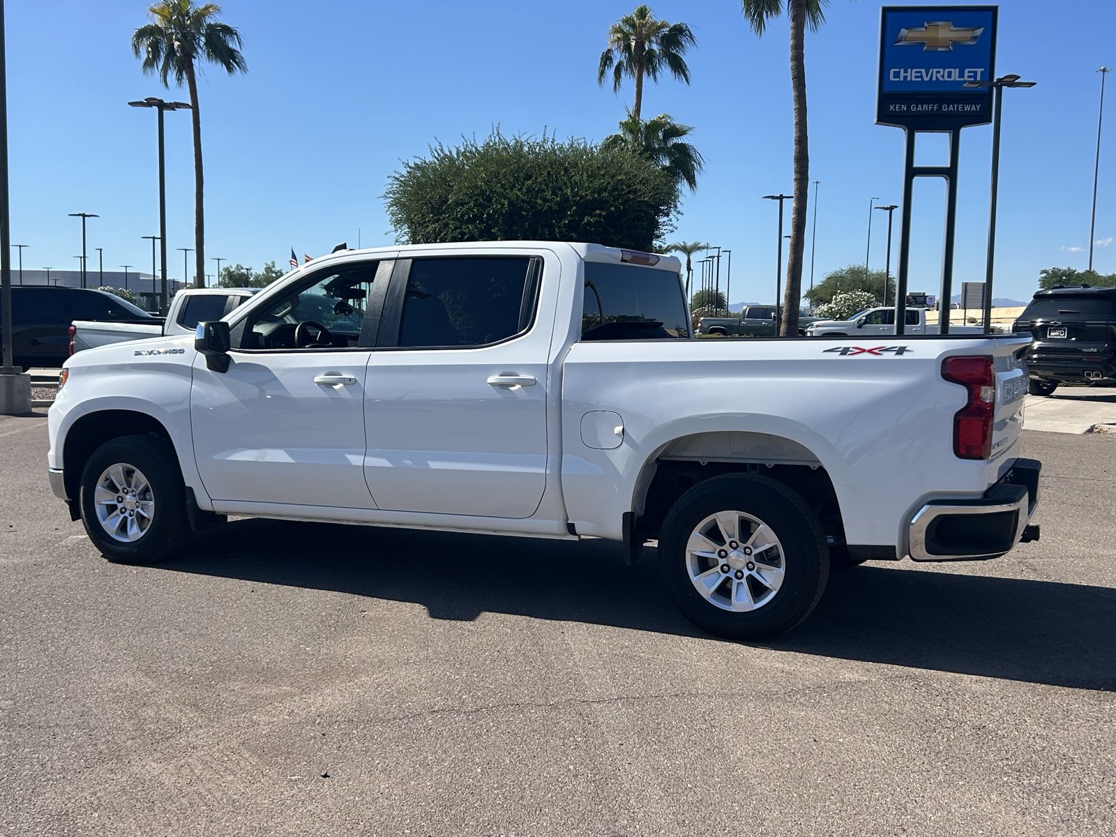 Certified 2026 Chevrolet Silverado 1500 LT AWD/4WD image 3