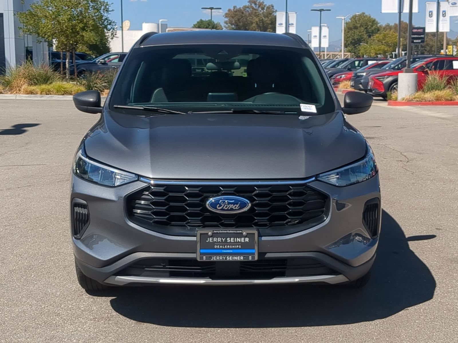 Used 2025 Ford Escape ST-Line FWD image 8