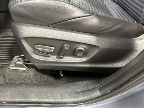 Used 2024 Toyota Corolla Cross XSE image 16