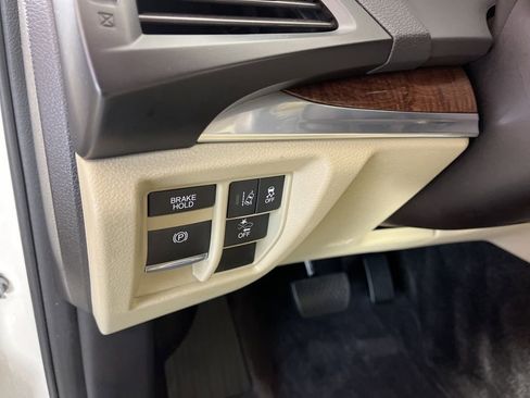 Used 2018 Acura MDX SH-AWD w/ Technology Package image 33