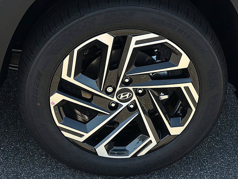 New 2026 Hyundai Tucson SEL Plus FWD image 5