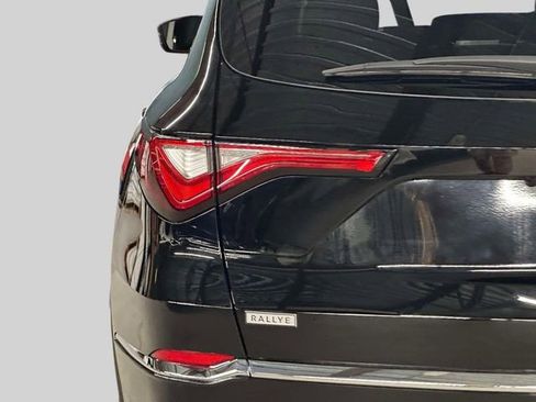 Certified 2023 Acura MDX SH-AWD w/ Technology Package image 11