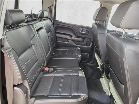 Used 2019 GMC Sierra 2500 Denali w/ Duramax Plus Package AWD/4WD image 19