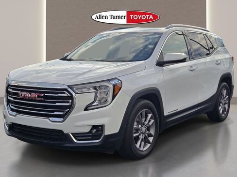 Used 2022 GMC Terrain SLT FWD image 3