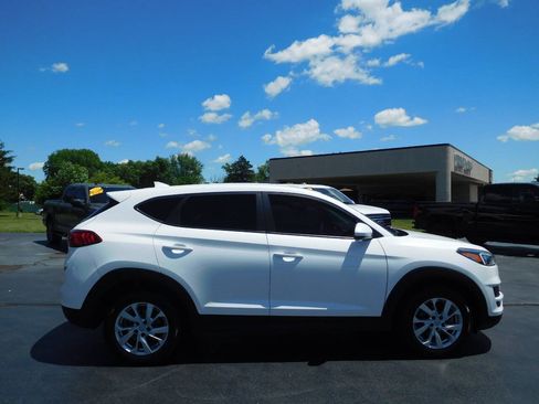 Used 2019 Hyundai Tucson SE AWD/4WD image 2