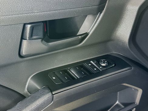 Certified 2024 Toyota Tacoma SR5 AWD/4WD image 20
