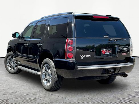 Used 2013 GMC Yukon Denali AWD/4WD image 4