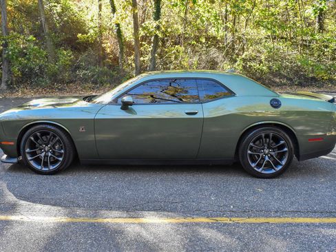 Used 2023 Dodge Challenger R/T Scat Pack w/ Plus Package image 4