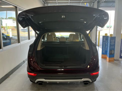 Used 2016 Lincoln MKC Select w/ Select Plus Package AWD/4WD image 7