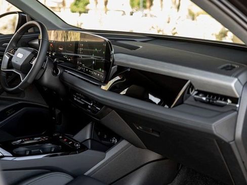 Certified 2025 Audi Q6 e-tron Premium Plus w/ Premium Plus AWD/4WD image 29