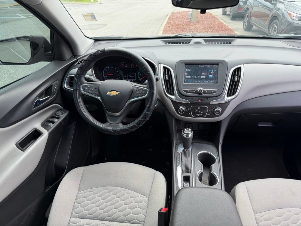 Used 2018 Chevrolet Equinox LS FWD image 19