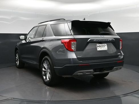 Used 2023 Ford Explorer XLT w/ Equipment Group 202A AWD/4WD image 5