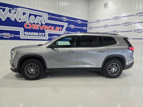 Used 2025 GMC Acadia Elevation image 5