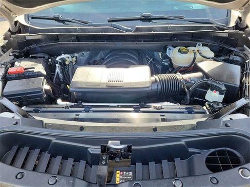 Used 2022 Chevrolet Tahoe Z71 w/ Luxury Package image 21