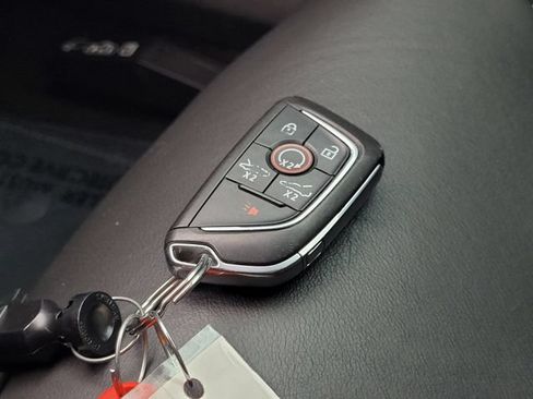 Used 2020 Chevrolet Corvette Stingray Preferred Cpe w/ 2LT Preferred Equipment Group RWD image 27